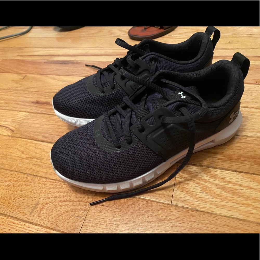 under armour HOVR train shoes